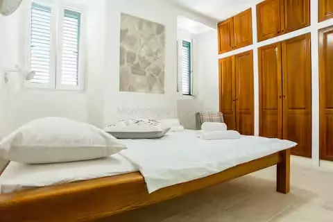 14183 old town apartment for sale 1