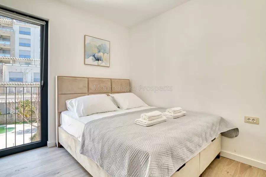 One bedroom apartment for sale 13828 2 1280x853