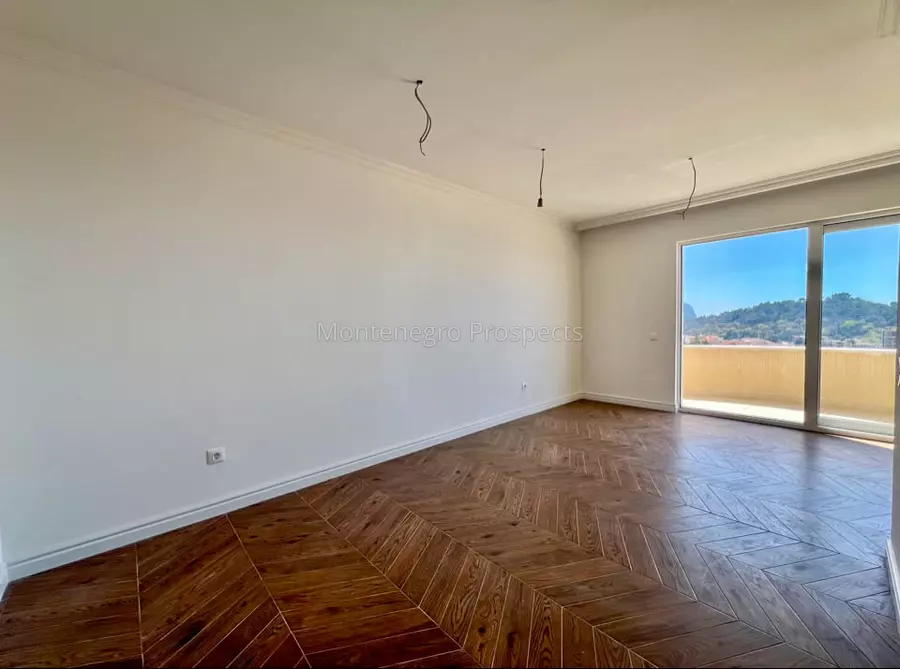 12748 6