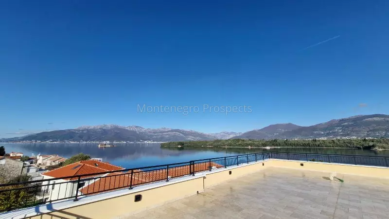 Three bedroom apartment for sale lustica 23