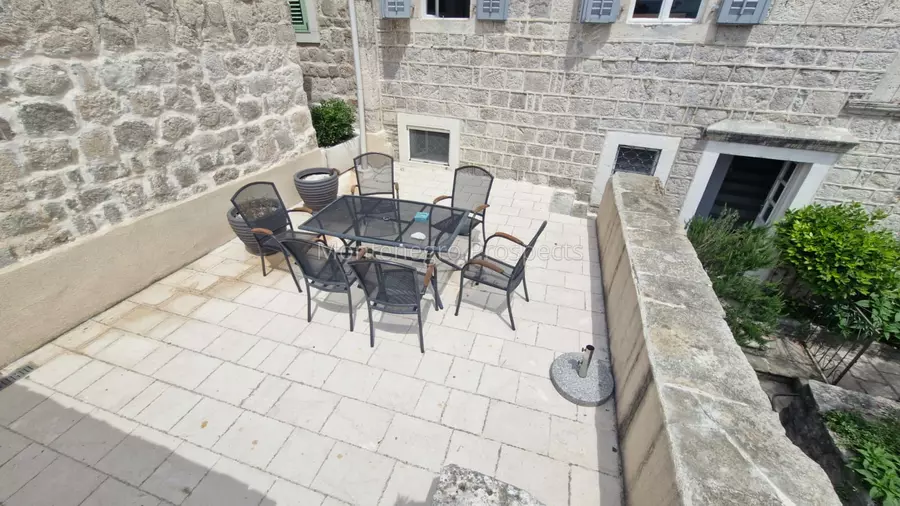 Two bedroom apartment for sale perast 2