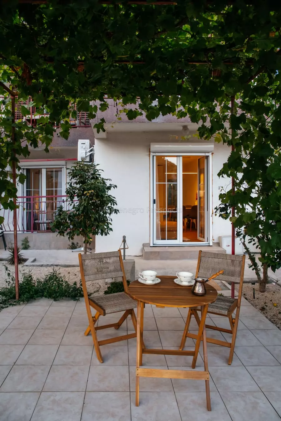 14193 apartment in kumbor 4