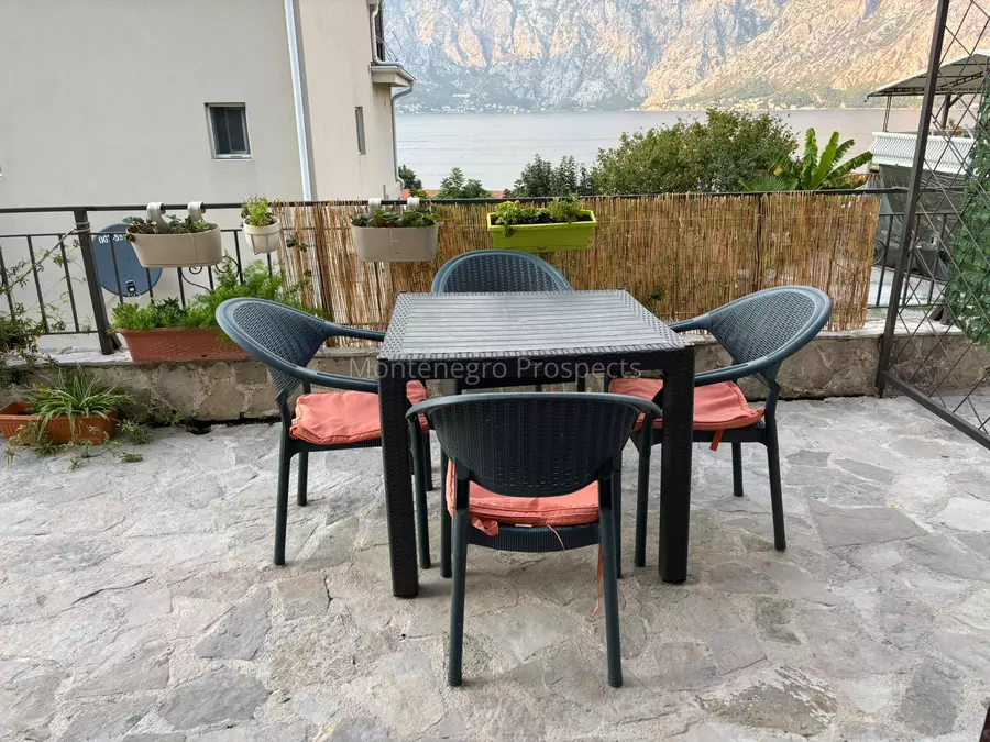 Two bedroom town house with nice garden in prcanj kotor bay 13858 12