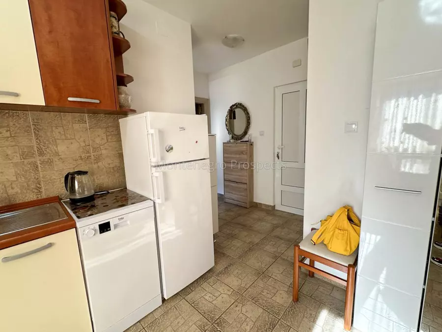10716 stan na prodaju prcanj kotor 5