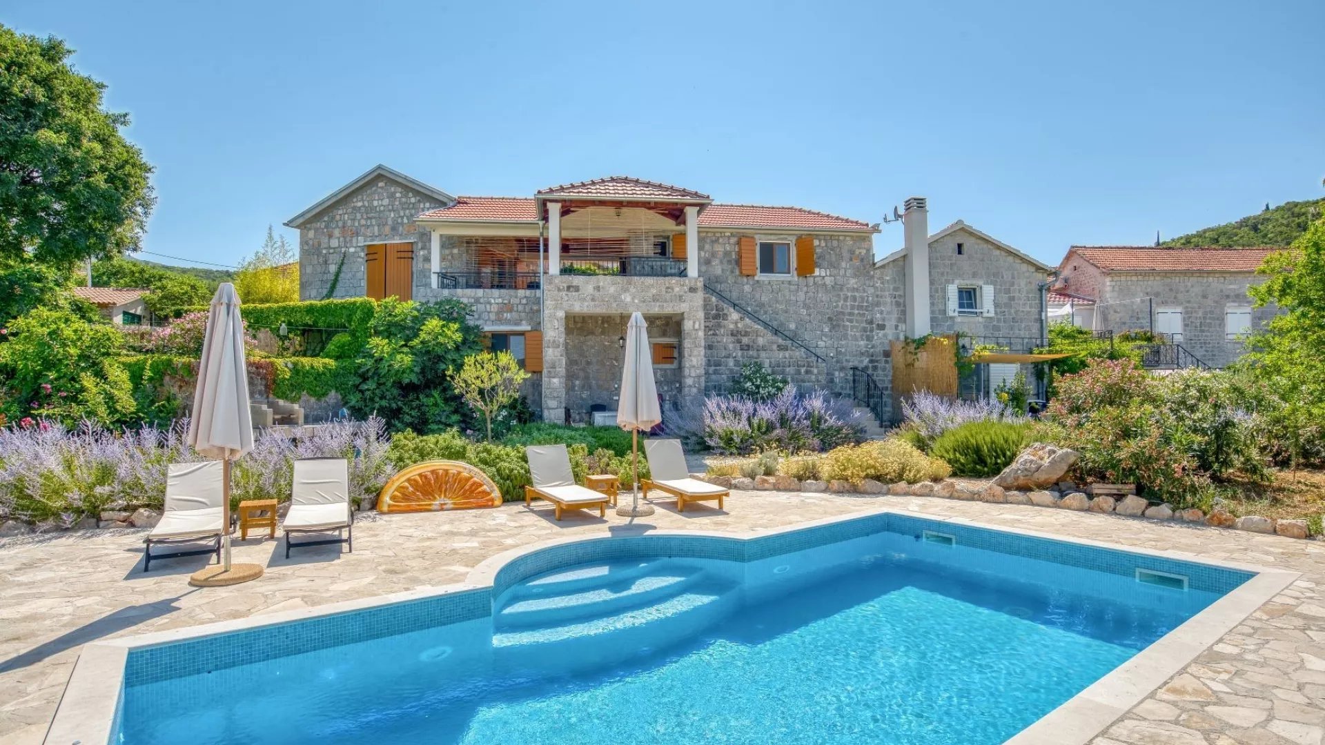 Lustica valley house id14078 35 0