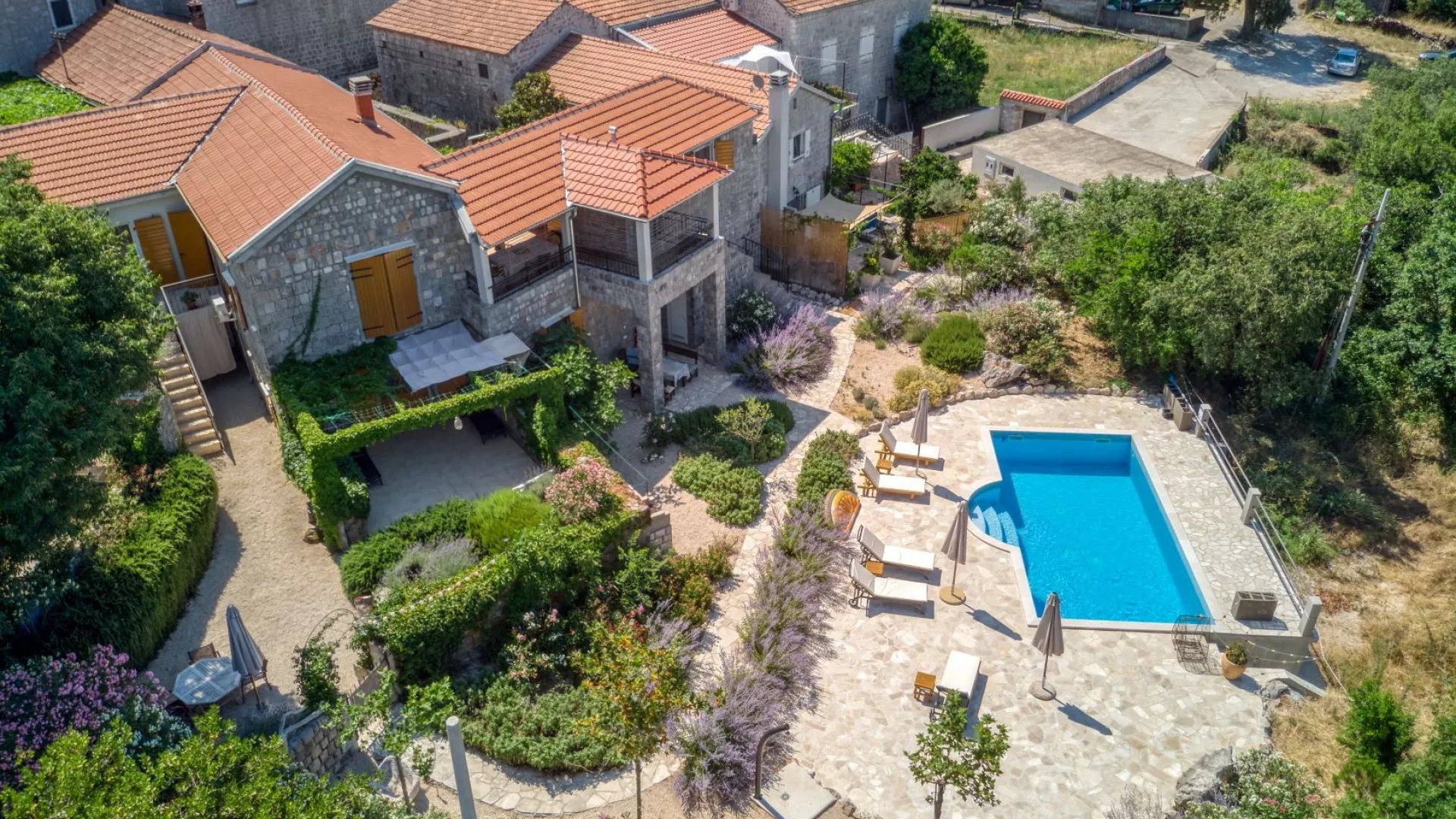 Lustica valley house id14078 6