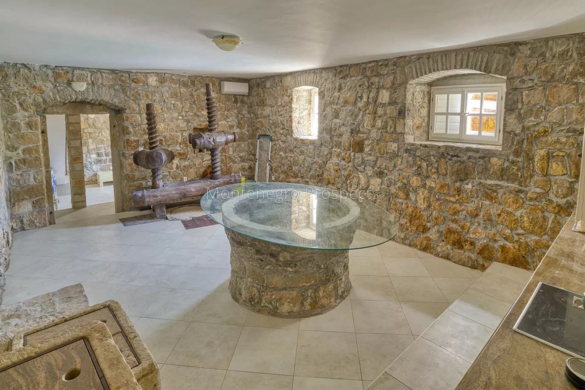 14111 villa in zabrde for sale 1 of 1 19.jpg