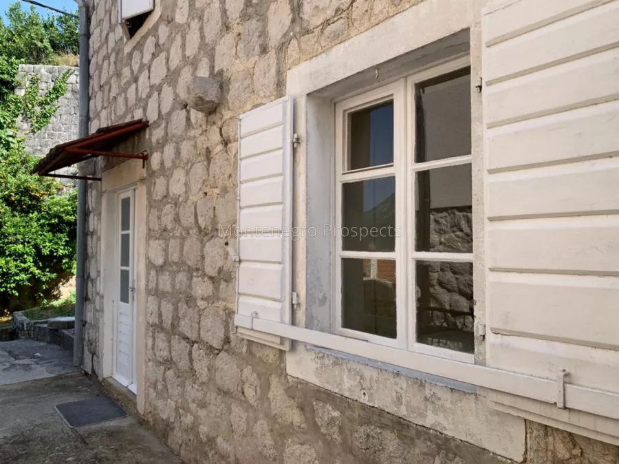 House in perast 13495 2