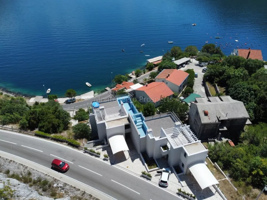 Modern villa with panoramic views of the sea morinj 12106 2 1067x800